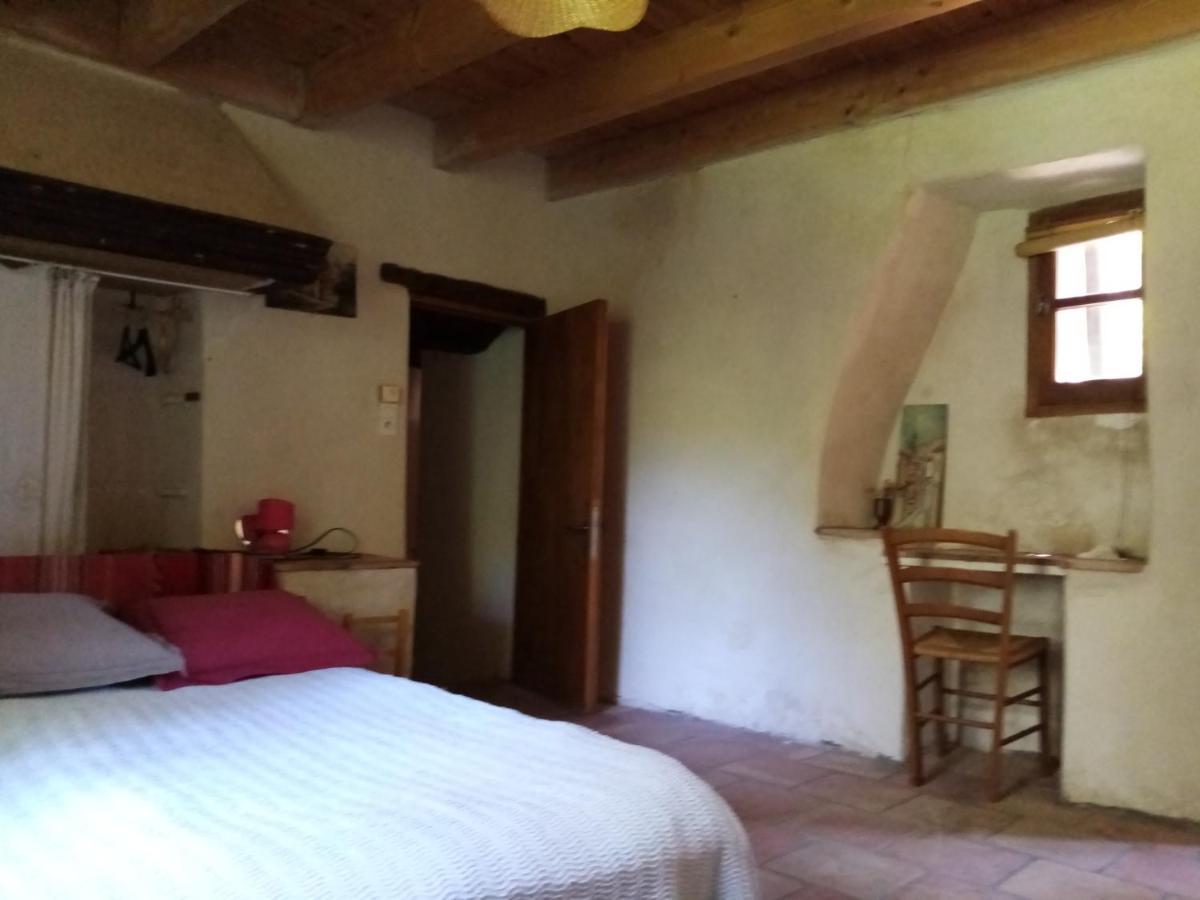 Mas Des Nabieres Bed and Breakfast Saint-Martial  Exteriör bild
