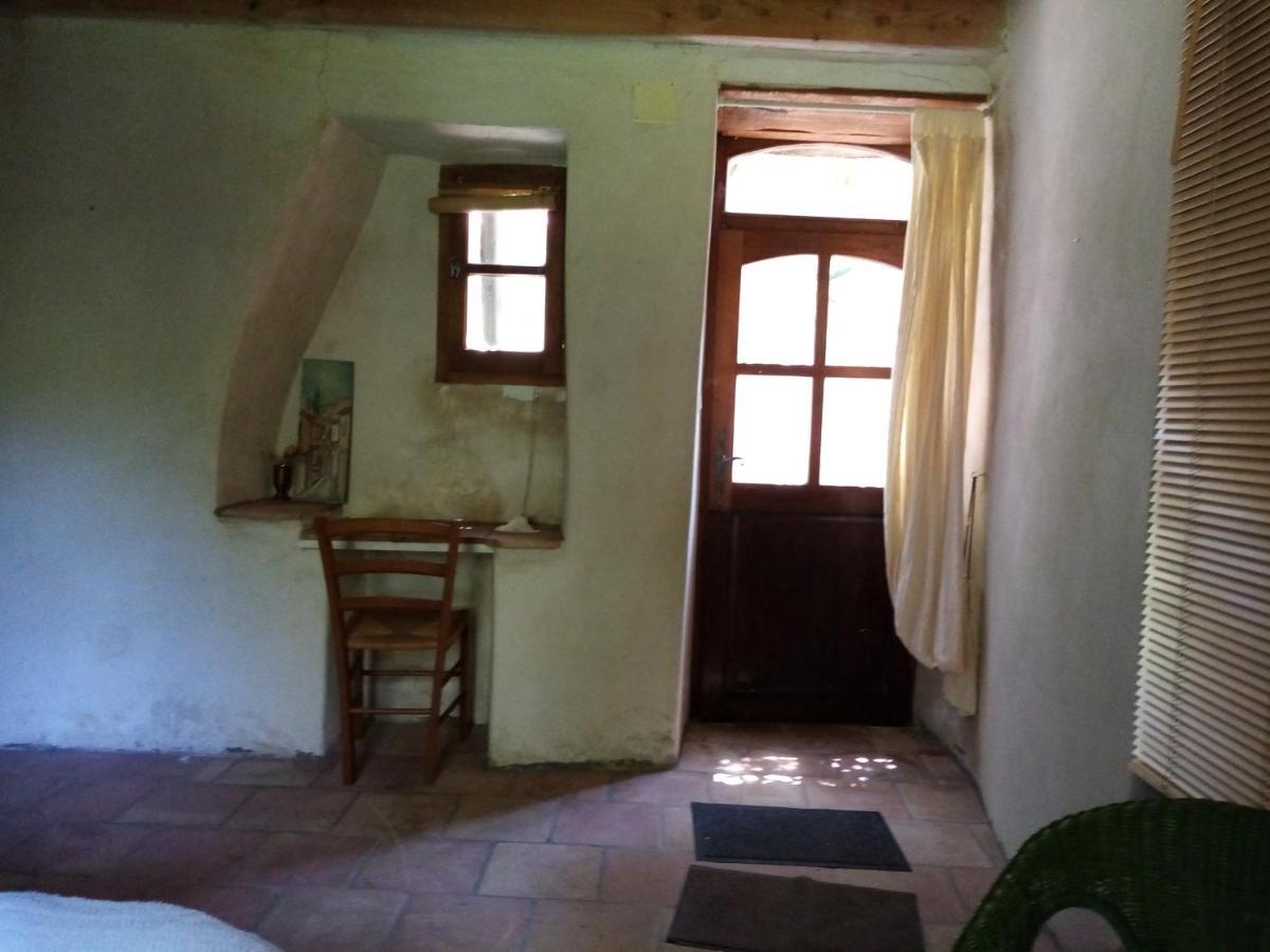 Mas Des Nabieres Bed and Breakfast Saint-Martial  Exteriör bild